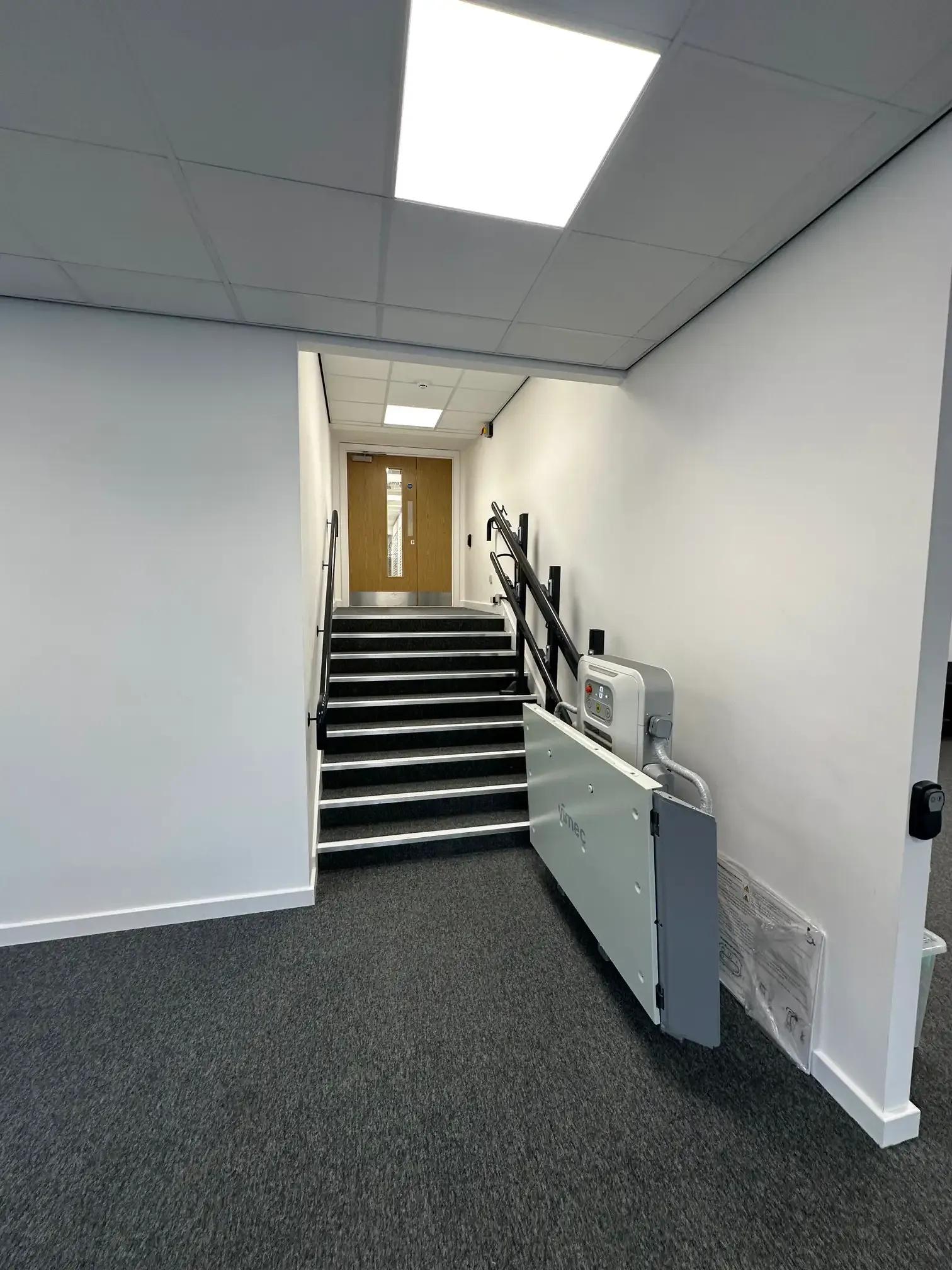 Self-storage outlet contract clean